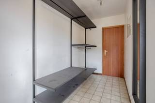 Dit 1-slaapkamerappartement is gelegen in Kessel-Lo, in een rustige straat.Bij het betreden van het appartement komen we in de lichtrijke woonkamer,...