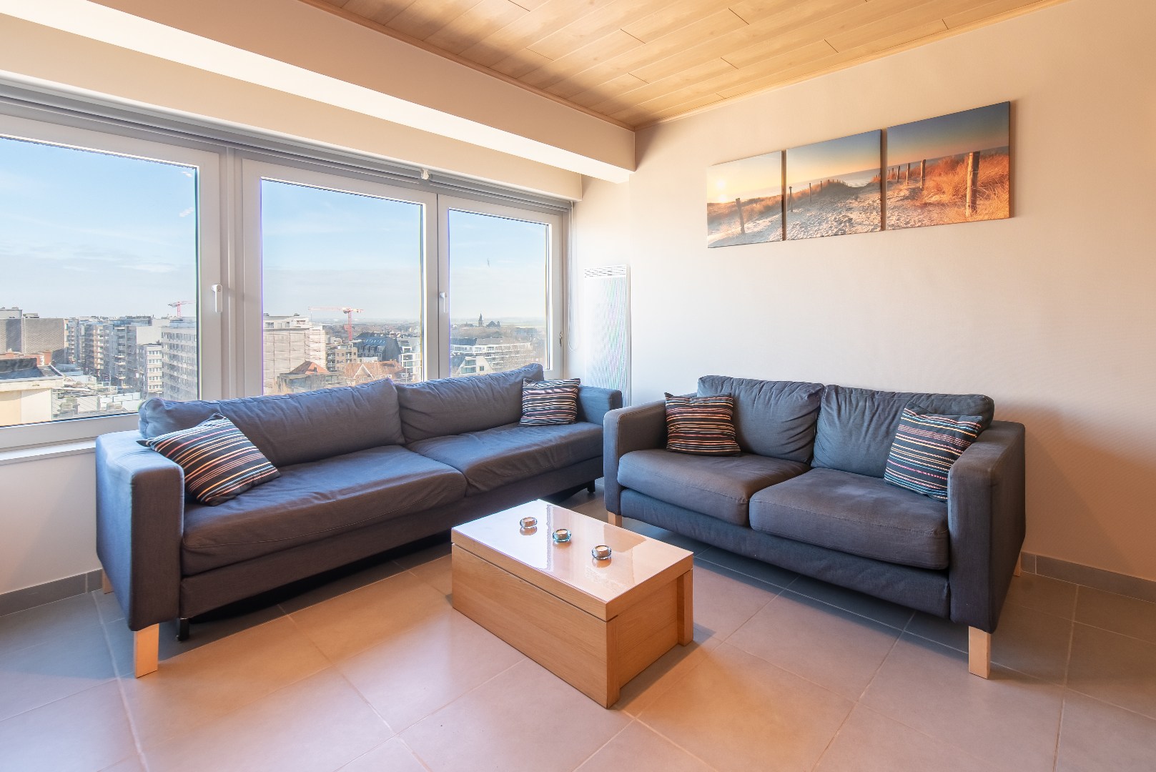 Prachtig afgewerkt appartement met zijdelings zicht op zee! - foto 1