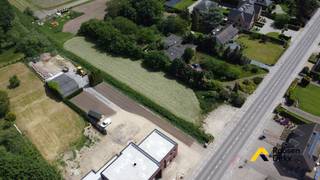 Op de Breëerweg 27 in Bocholt ligt dit riante perceel met een oppervlakte van 22 are 30 centiare. Het perceel grenst links aan de...