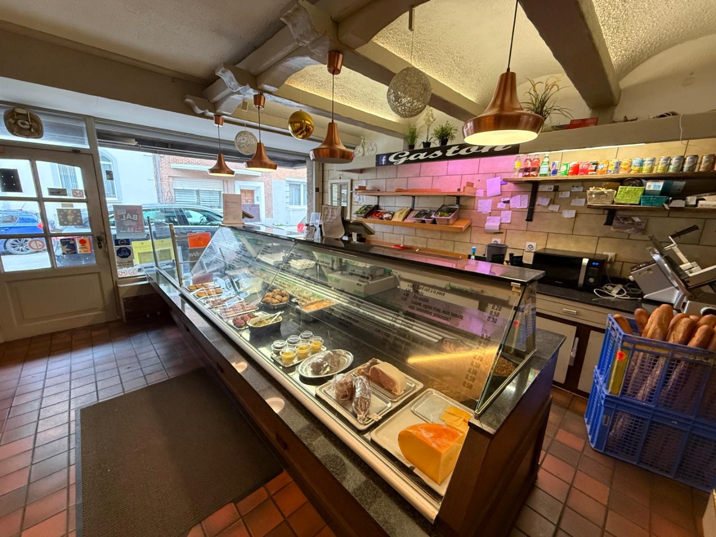 Een te renoveren opbrengsteigendom!! - foto 3