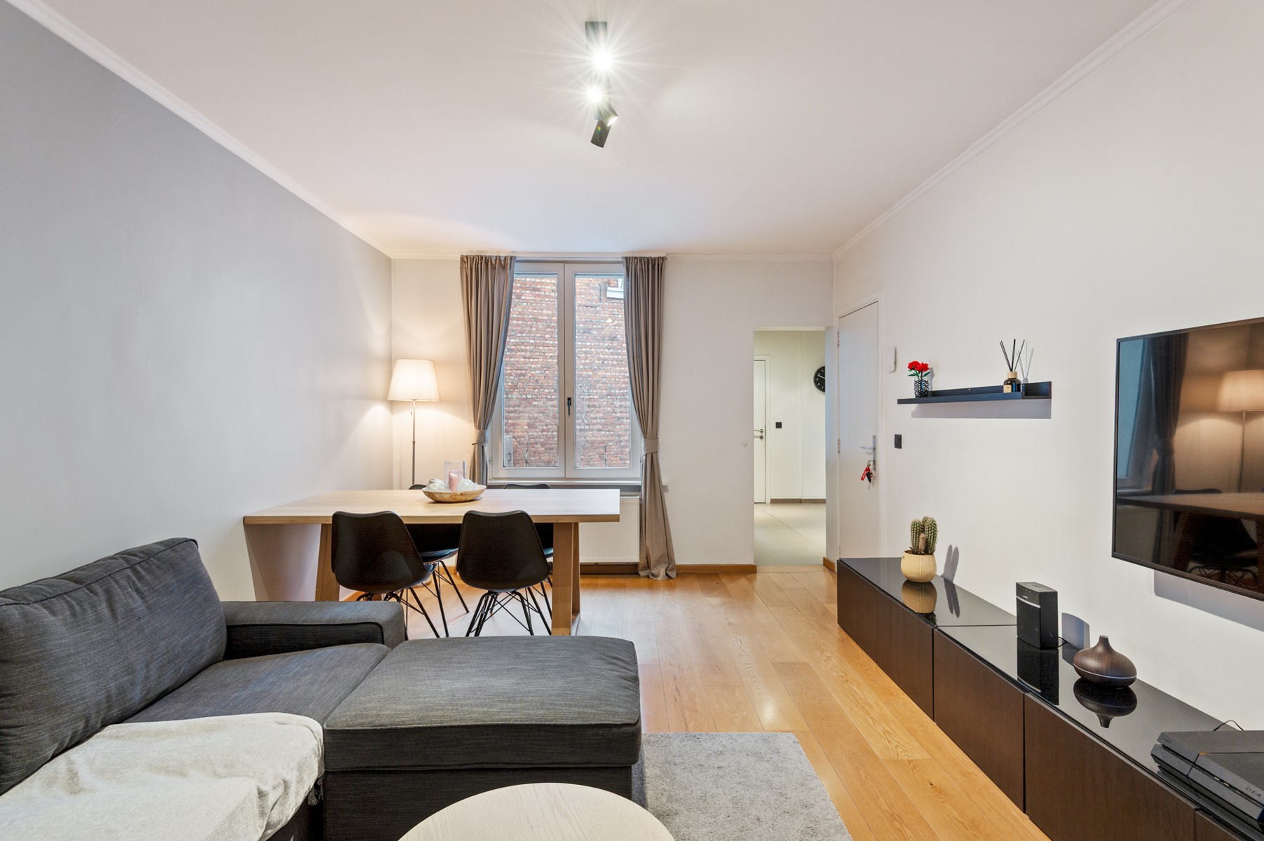 Apartment for sale in Berchem with 2 bedrooms - photo 1