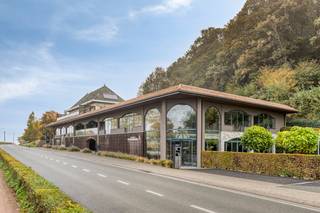 En 2020, l'ensemble du bâtiment a été rénové dans un souci de style, de qualité et de fonctionnalité. Le restaurant peut accueillir de 90 à...