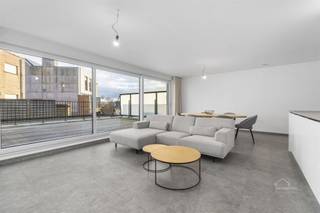 Ontdek dit instapklare en stijlvol afgewerkte appartement, gelegen in het prestigieuze Royal Park op de Westendelaan 7. Het appartement werd...