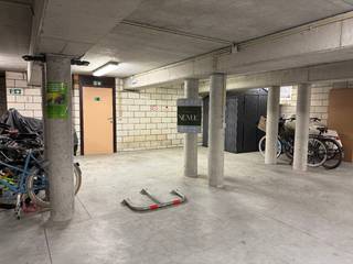 Located in the center of Knokke, we offer this underground parking space on level -1. The parking space is accessible via a steep entrance with...