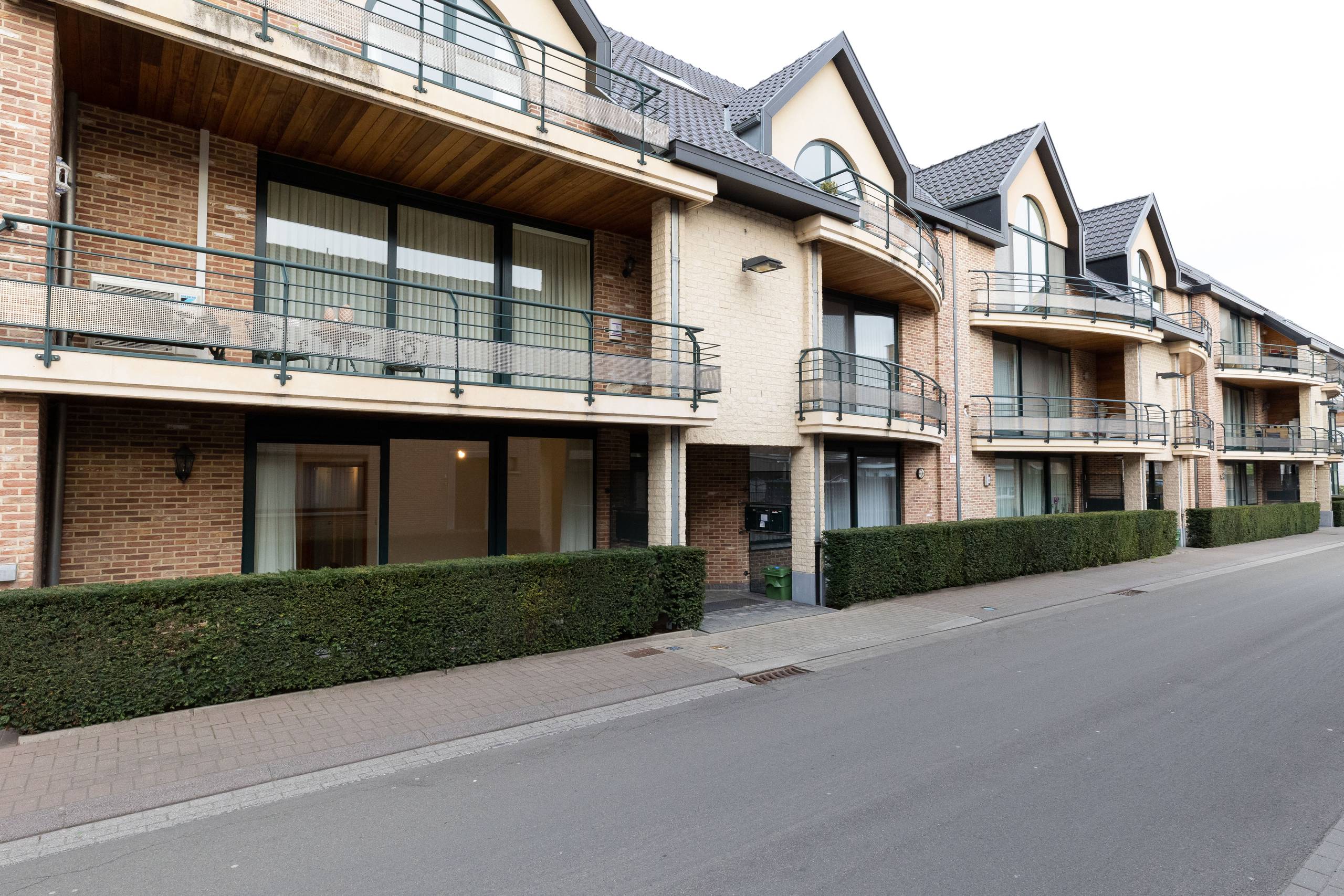 Appartement à louer à Hoeselt avec 2 chambres - photo 1