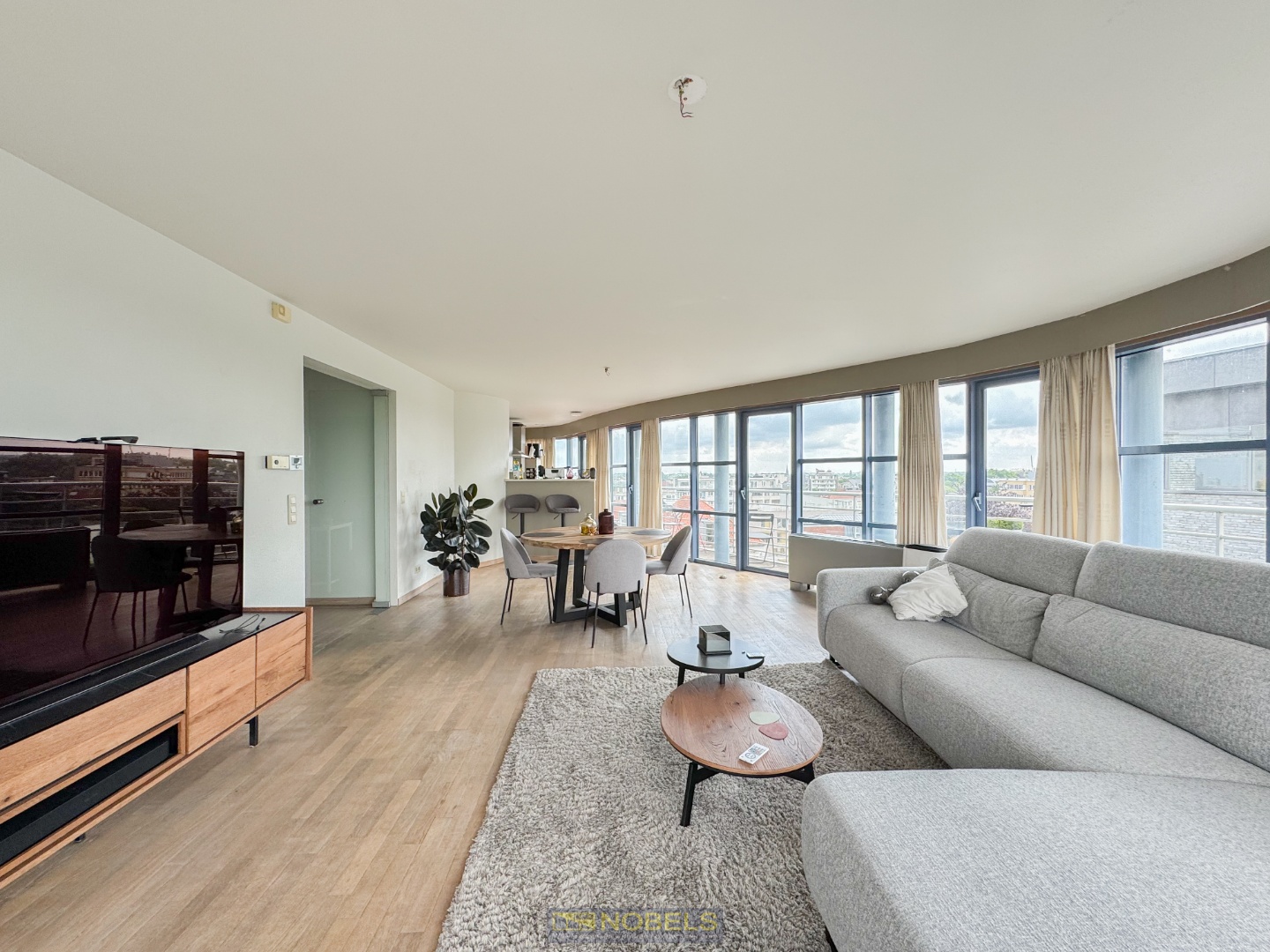 Te koop, instapklaar appartement met 180° view op de Gentse skyline - foto 5