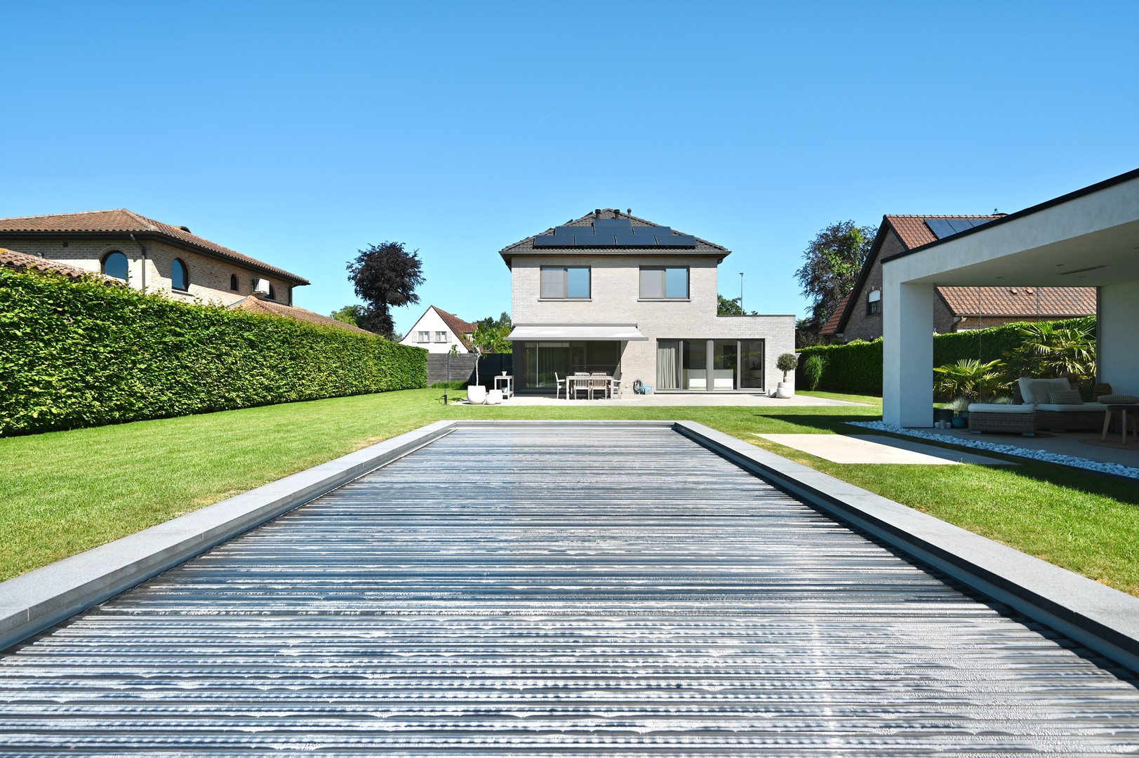 Prachtige villa met zwembad en poolhouse op toplocatie in Breendonk. - foto 1