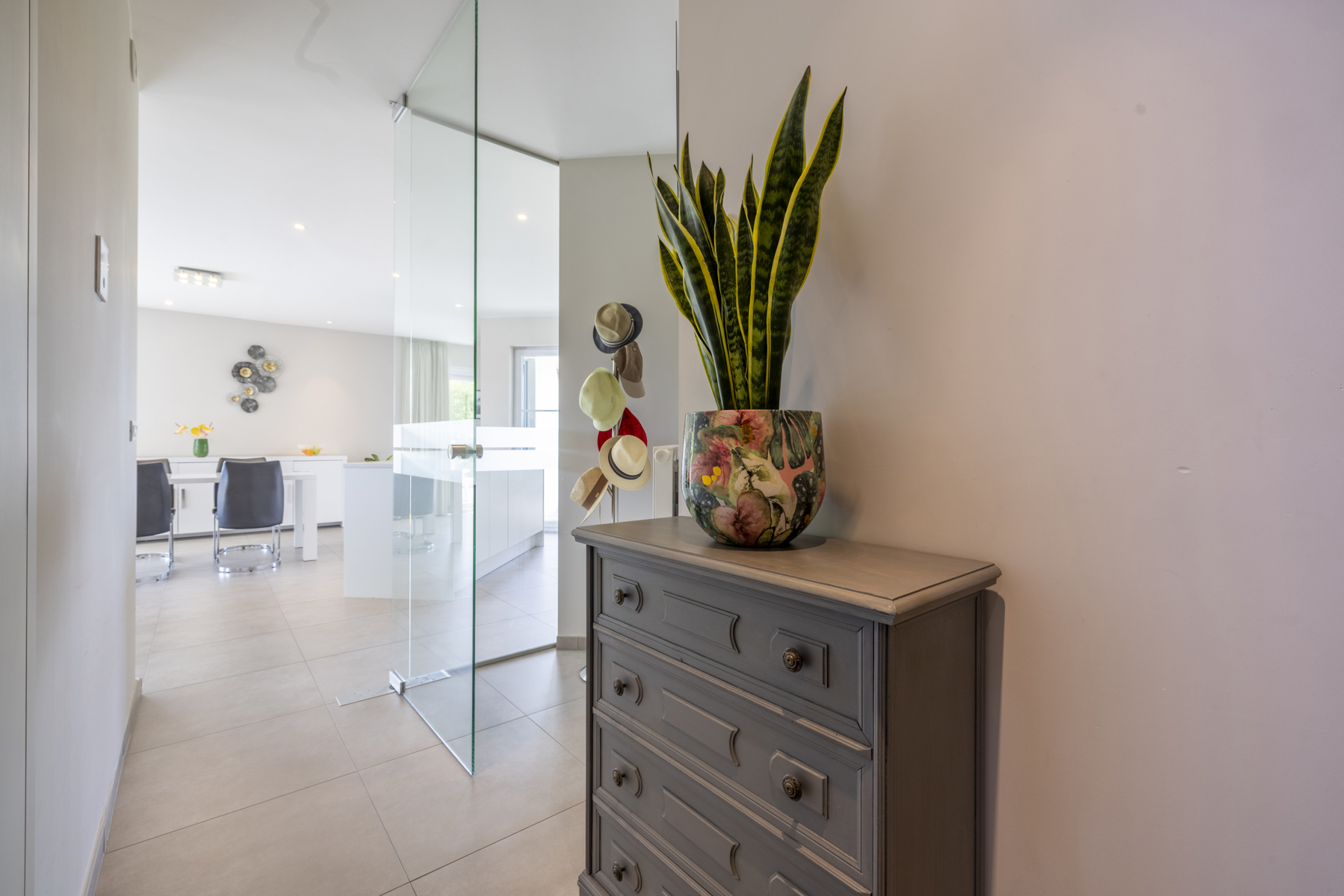 Recente penthouse met 2 slaapkamers en grote terrassen - foto 2