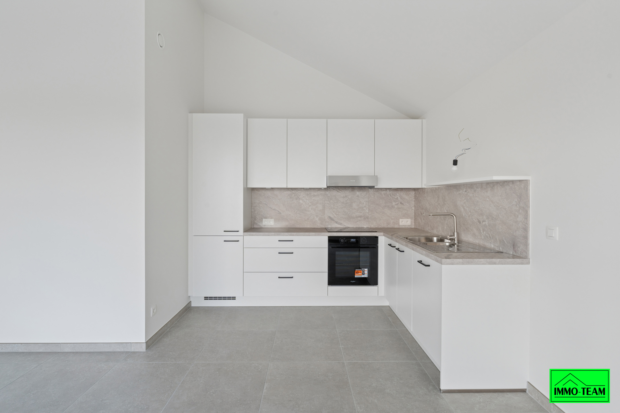 Nieuwbouwappartement met terras en autostaanplaats - foto 5