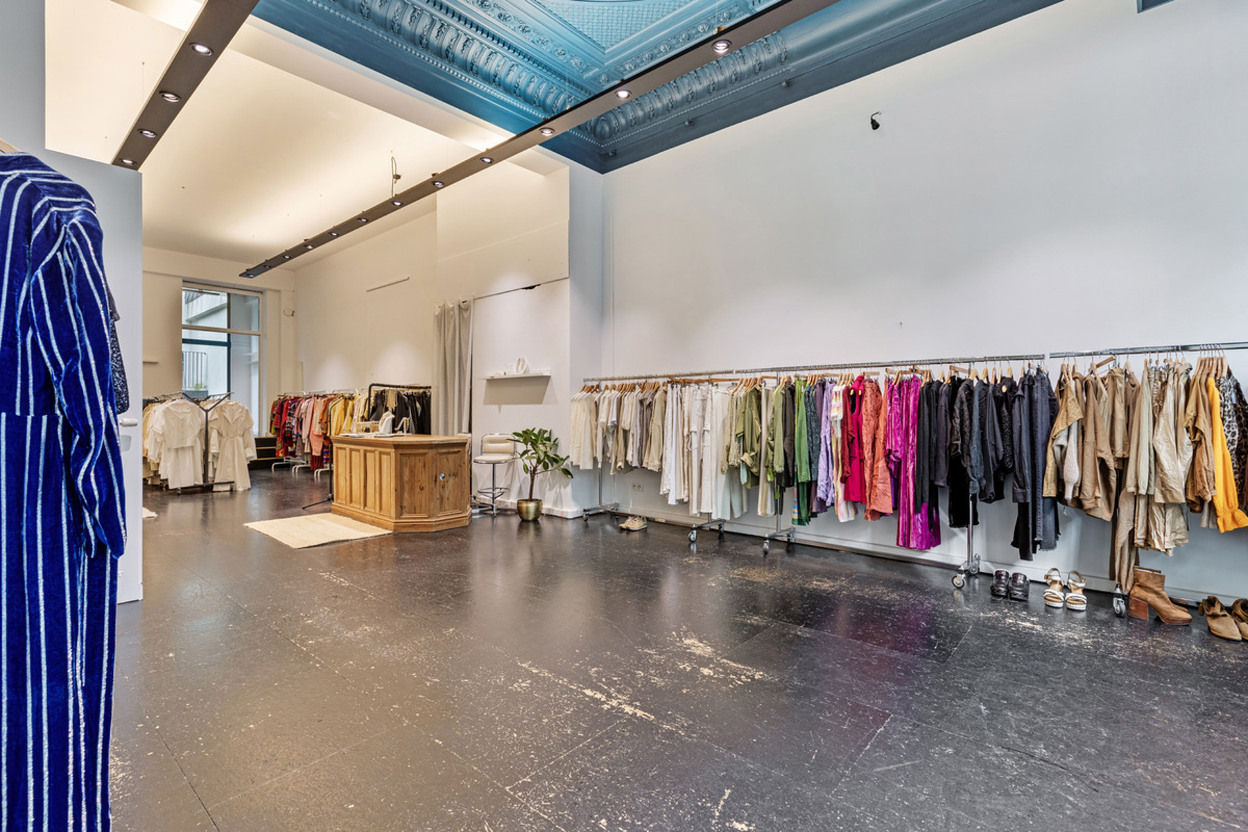 Commercieel gelijkvloers in hartje stad - foto 5