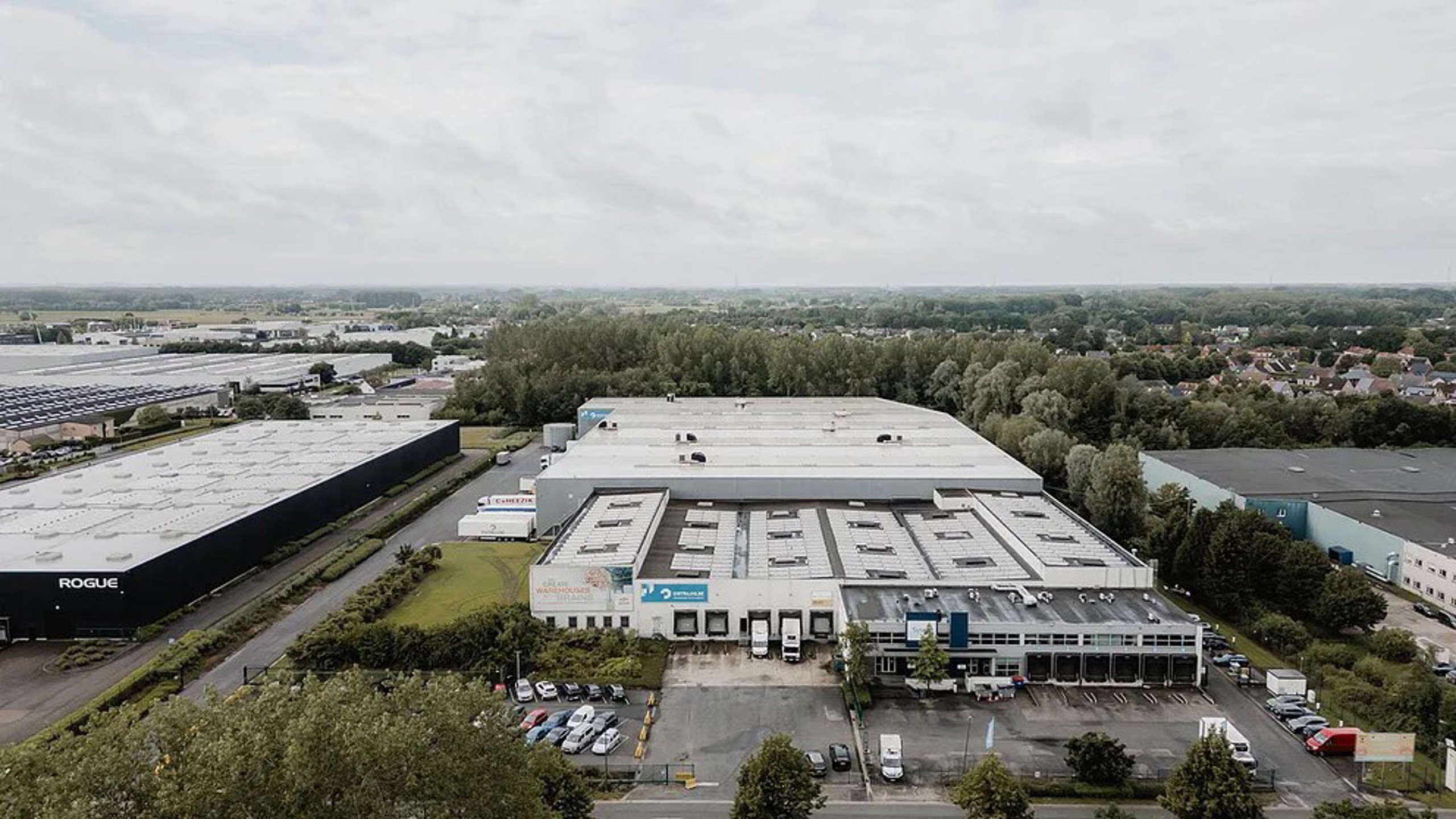 Magazijn 1.407m² met kantoor 103m²  te huur - foto 3