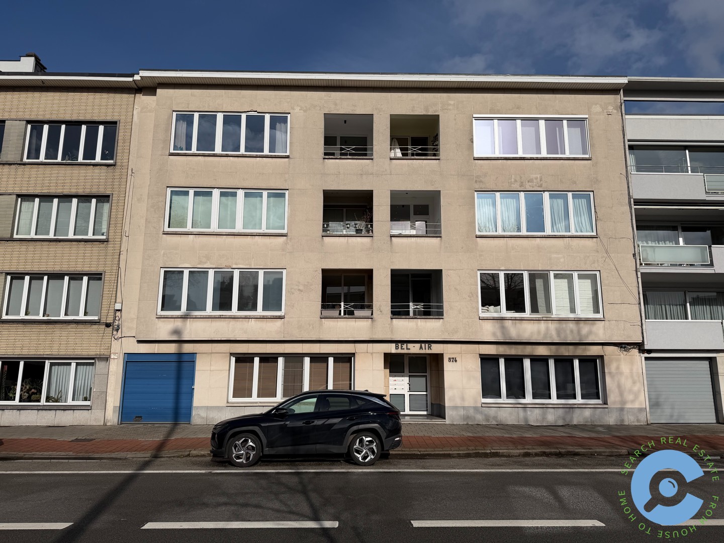 Overdekte autostaanplaats in afgesloten garage! - foto 1