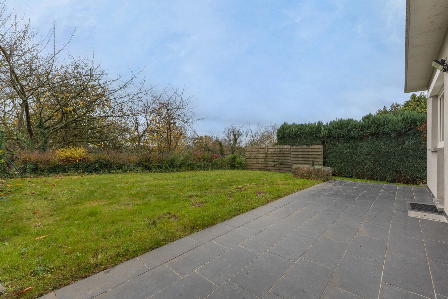 Gunstig gelegen woning met 2 slaapkamers, tuin en garage - foto 3