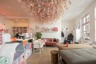 PLAN VIA VOLGENDE LINK UW BEZOEK IN ALSOOK UW GEGEVENS: https://demeester.mijnhuurprofiel.be/whise/7282317Uitzonderlijke handelsruimte op zeer...