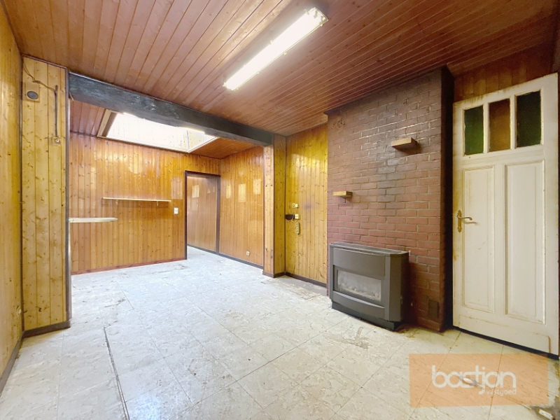 Te renoveren woning met 4 slaapkamers - foto 3