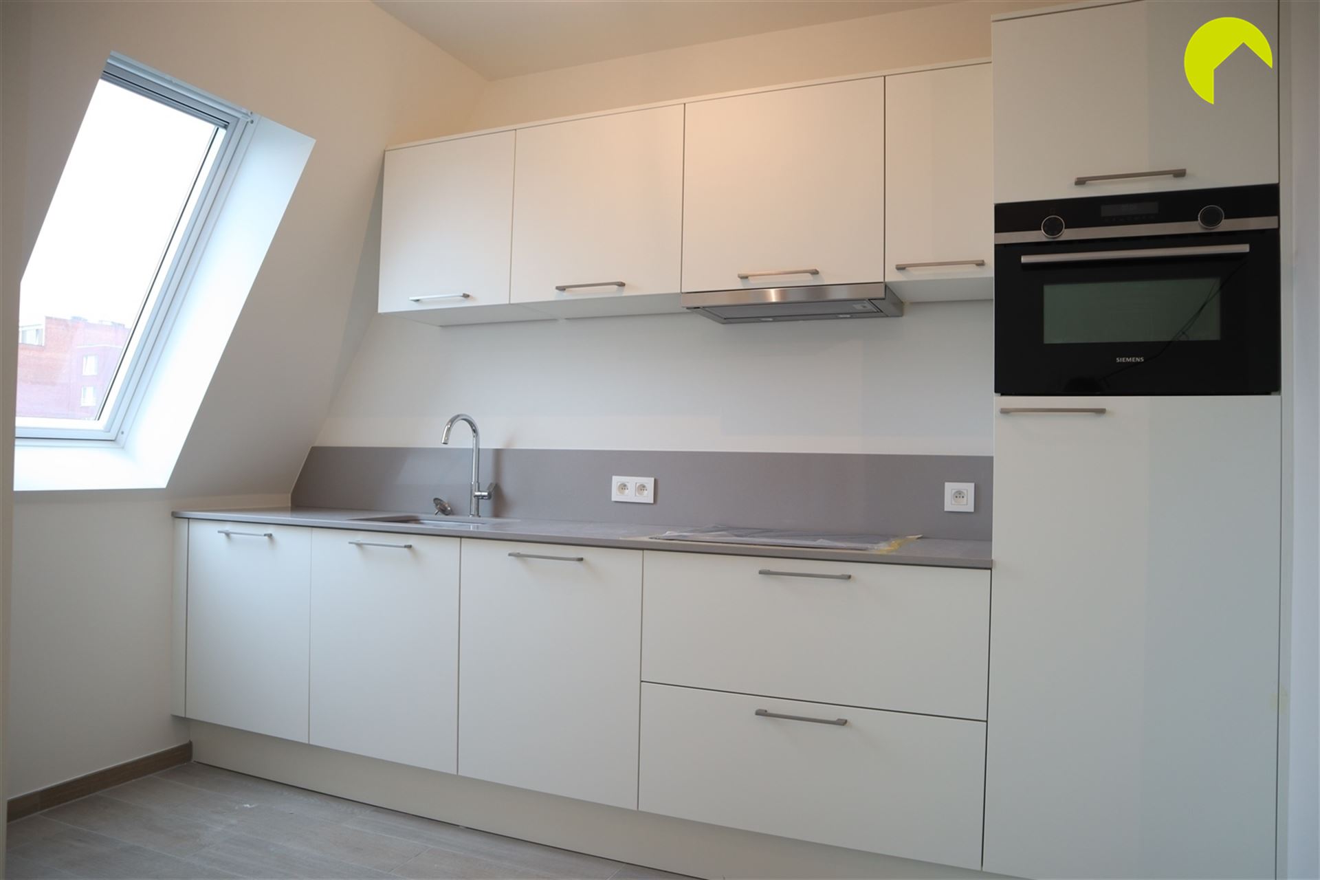 Luxueus afgewerkt duplex appartement te Berchem! - foto 5