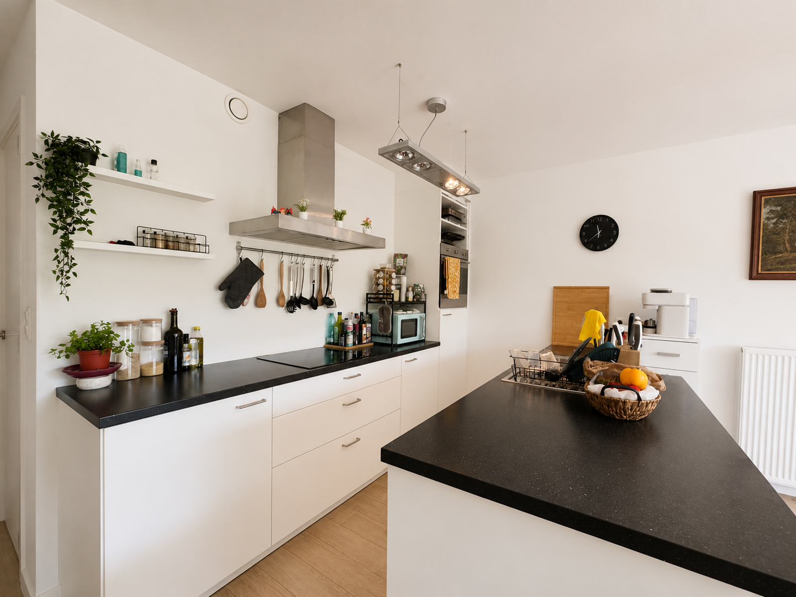 Edegem | Cosy 2 slpk. app. met zonnig terras ca.12m² + P - foto 4