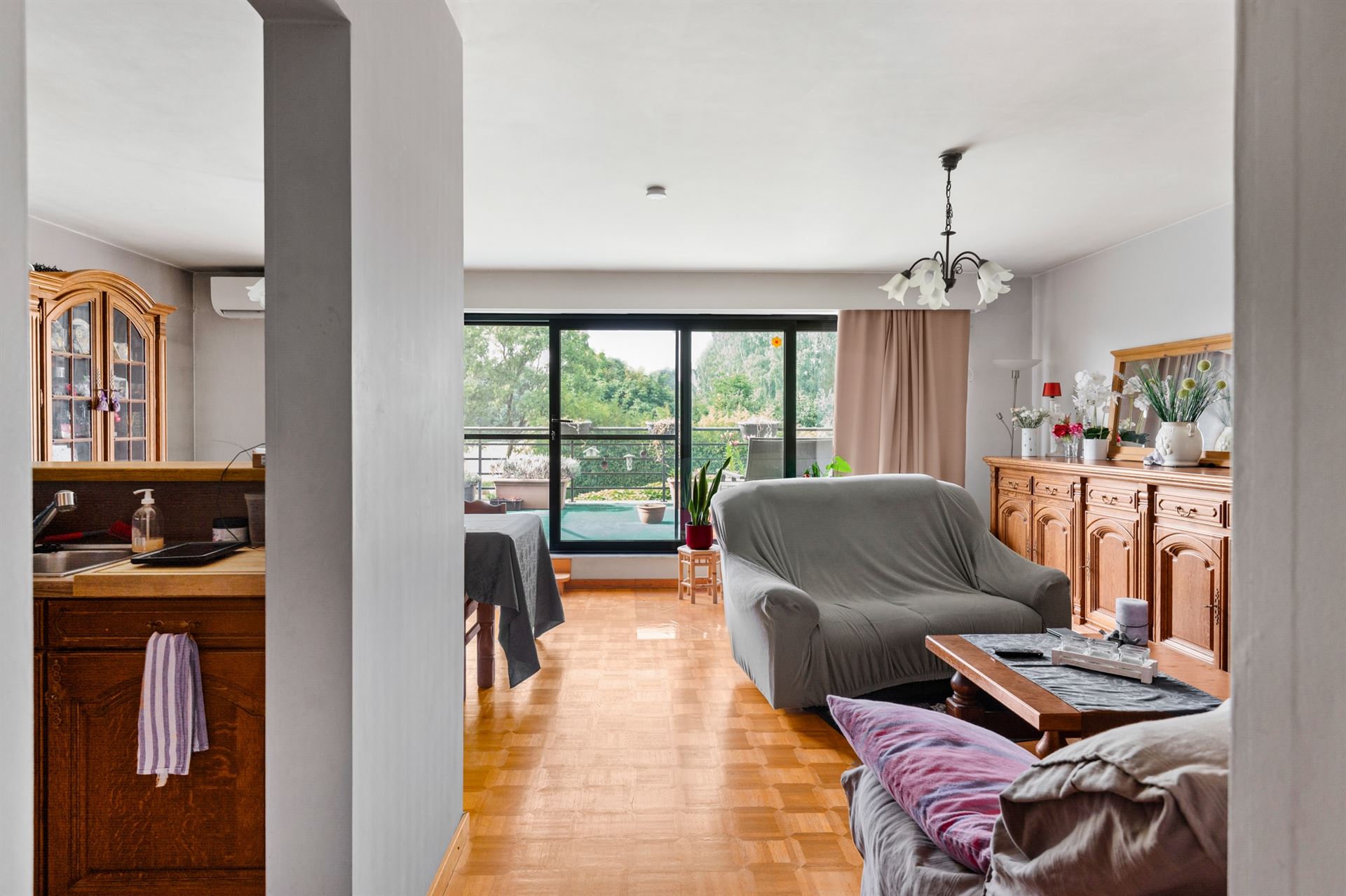 CENTRAAL GELEGEN 2-SLPK-APP IN EEN KLEINE RESIDENTIE MET RIANT ZUIDTERRAS - foto 4