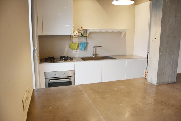 Prachtige penthouse (5e verdieping) met een oppervlakte van 127 m², gelegen in het hartje van Kortrijk. - foto 5