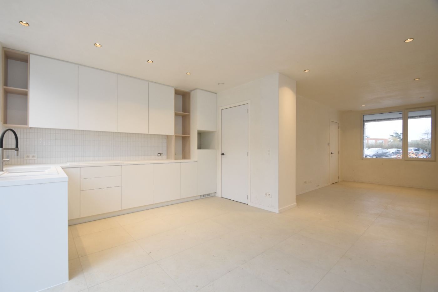 Moderne nieuwbouwwoning met 3 slaapkamers en terras - foto 1