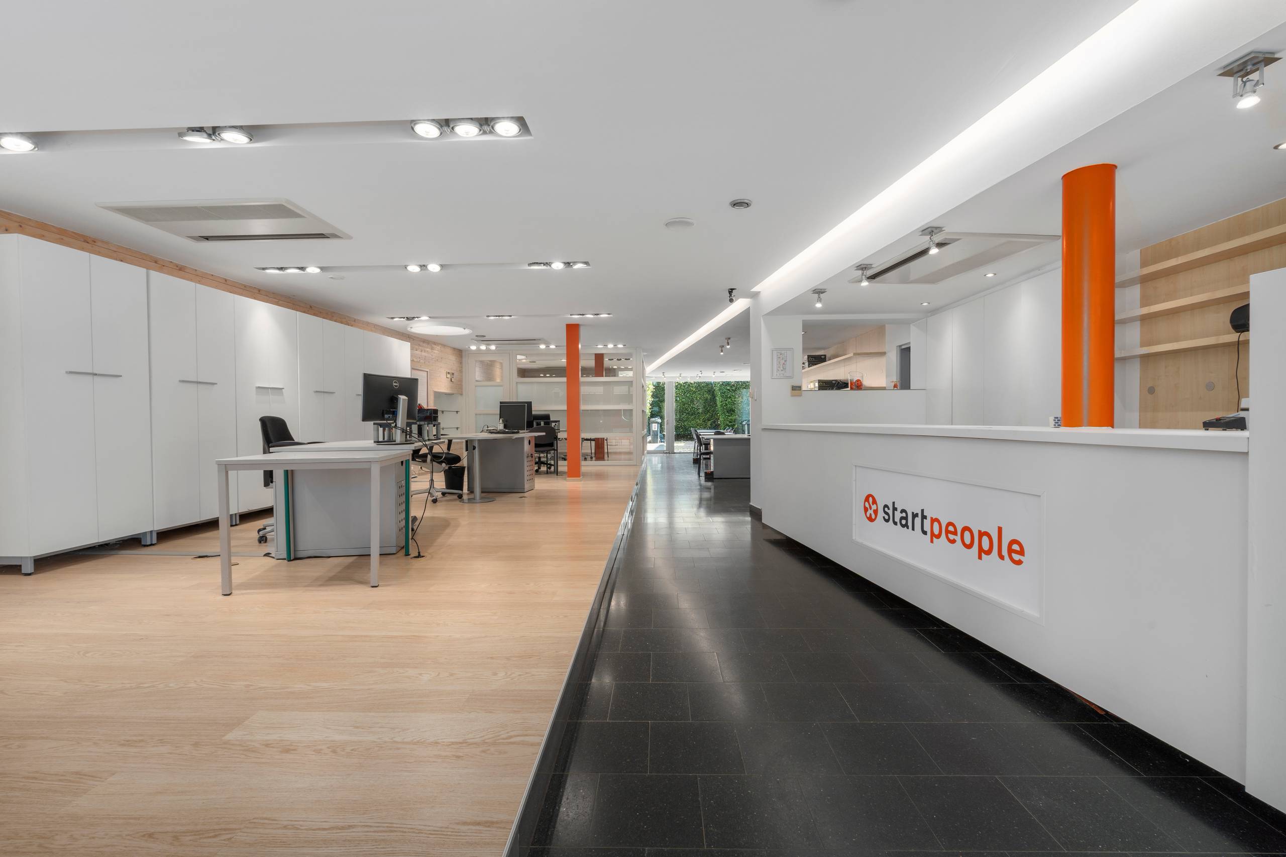 Opbrengsteigendom in centrum Veurne - foto 4