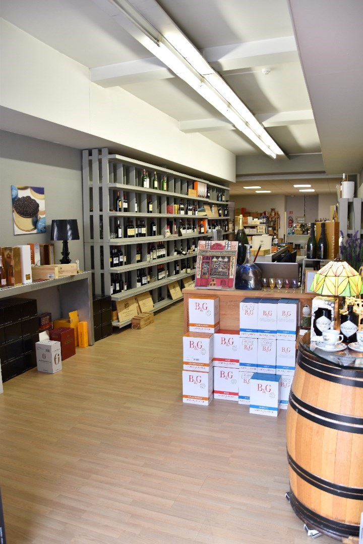 Commercieel pand te koop op de rand van het stadscentrum in Kortrijk - foto 4