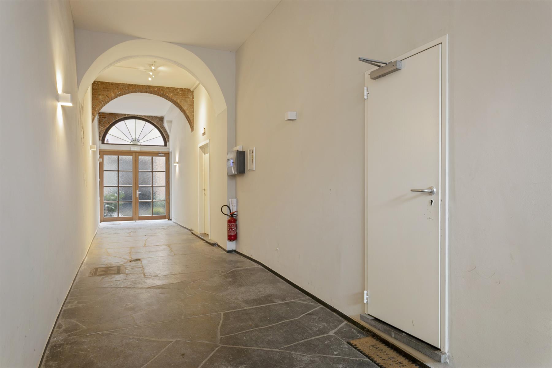 Commercial à vendre à Bruxelles - photo 3