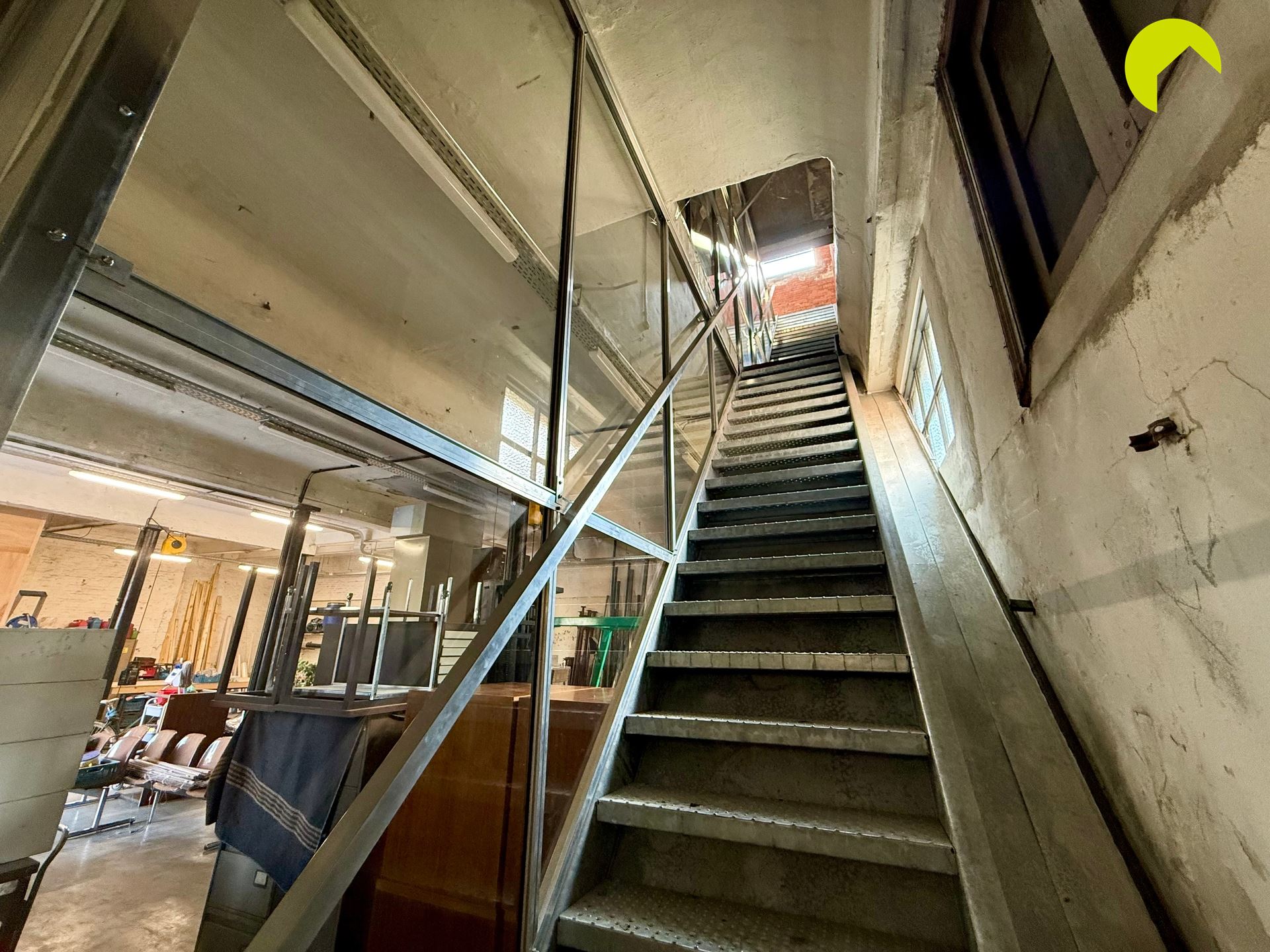 Commercial à louer à Berchem - photo 5
