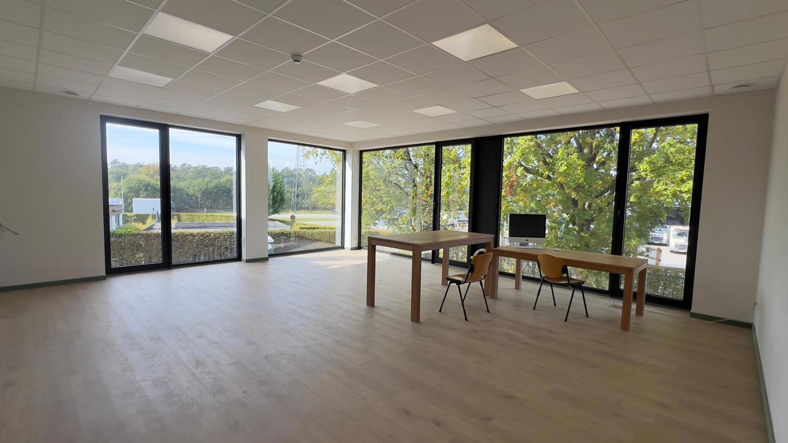 Commercial for rent in Beerse - photo 5