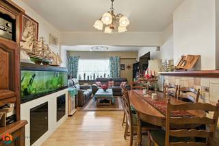 Op een rustige locatie te Putte bevindt zich deze op te frissen woning met 3 slaapkamers en gezellige tuin. U bevindt zich hier in een rustige...