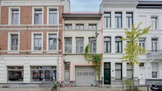 Welkom in de Oedenkovenstraat, in het hart van Borgerhout. Een straat waar de geur van koffie je tegemoet komt, waar buren op hun stoep kletsen...