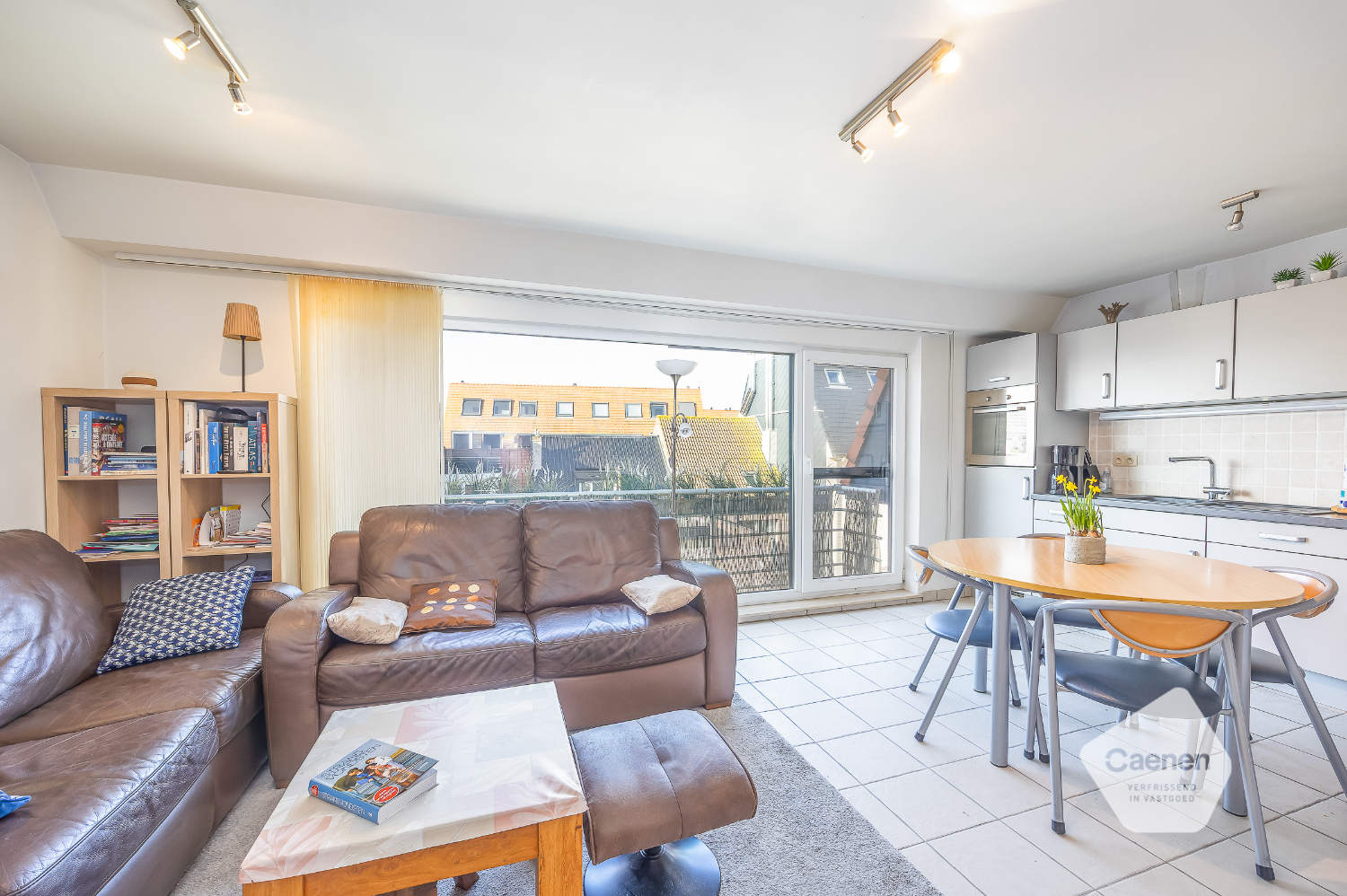 Instapklaar recent duplex appartement vlakbij centrum Bredene Duinen - photo 5