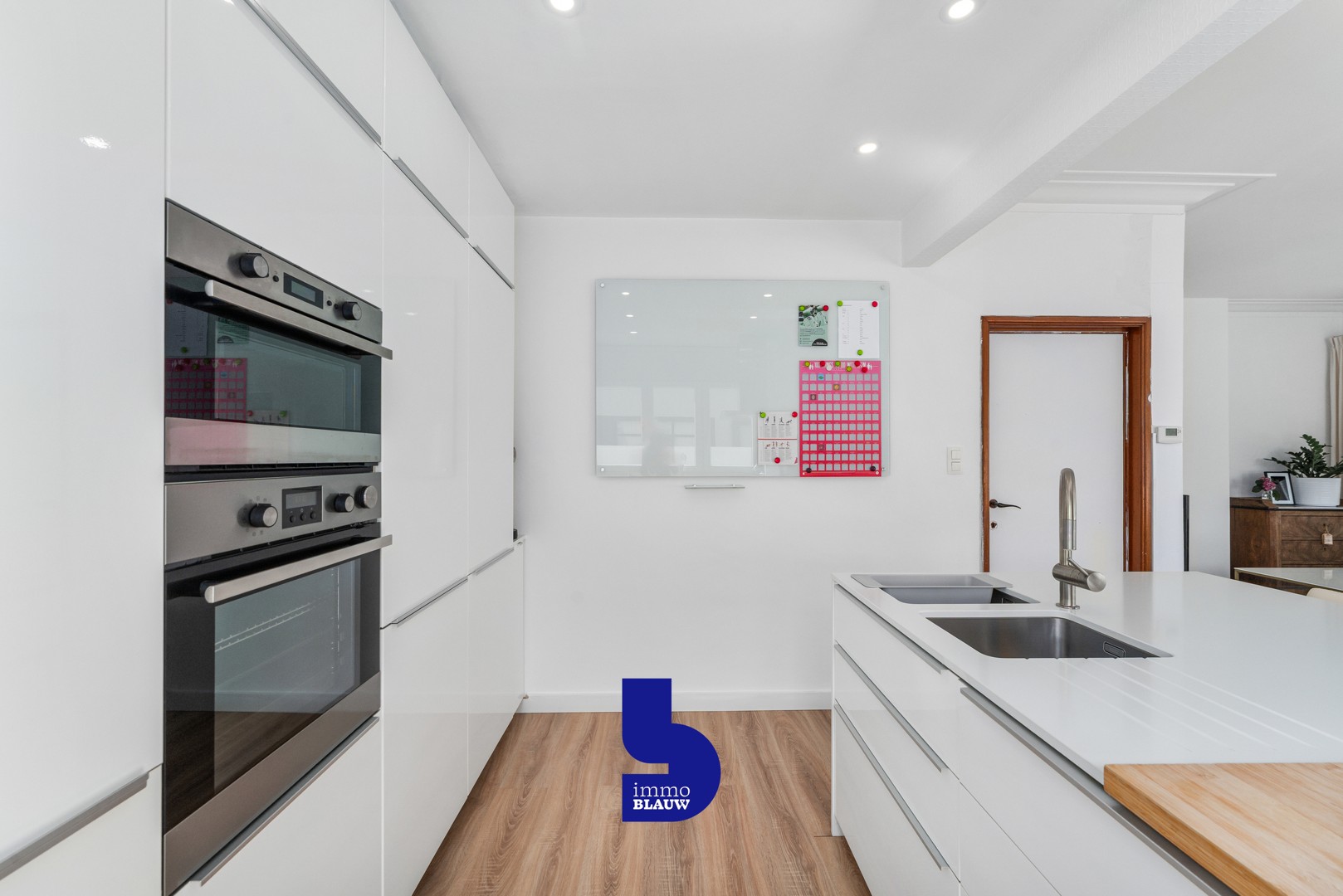 House for sale in Ostend with 4 bedrooms - photo 4