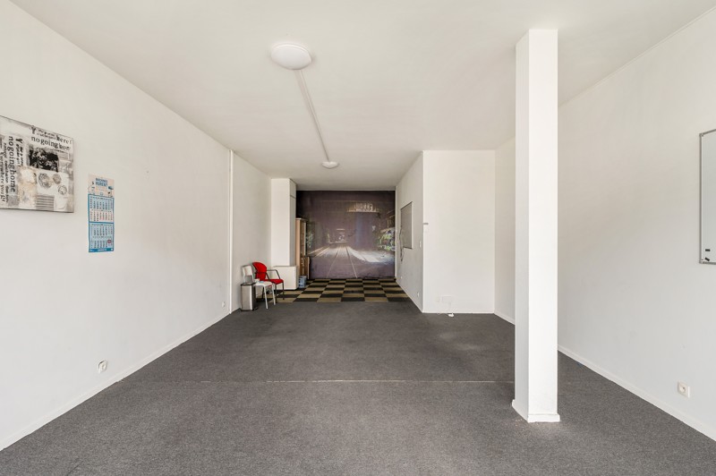 Commercieel gelijkvloers met tal van mogelijkheden in Deurne - foto 2