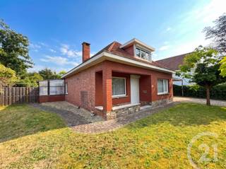 <p>Rustig gelegen woning met veel potentieel op een perceel van 8 are 00.</p><p>Deze leuke woning heeft op het gelijkvloers een grote leefruimte met plaats voor een zithoek, eetkamer en bureau. Hier is ook een pelletkachel geïnstalleerd. Verder is er een grote keuken met zicht op de tuin, een badkamer, een slaapkamer en een grote garage. <br />Op de 1ste verdieping zijn er 2 slaapkamers.</p><p>Vooraan de woning is er een grote oprit met carport en achteraan is er een terras met aansluiting op de tuin.<br />Door de rustige ligging is het hier heerlijk vertoeven.</p><p>EPC: 733 kWh/m² UC: 20230608-0002913970-RES-1</p><p>Wens je een gratis schatting? Vergeet dan zeker geen contact met ons op te nemen!</p><p>Wil jij meer informatie over deze woning? Bel ons dan op 016 90 10 21 of mail naar info@future-home.be.</p><p>Woongebied, Geen Vergunning, Geen Verkavelingsvergunning, Geen Dagvaarding, Geen Voorkooprecht</p>