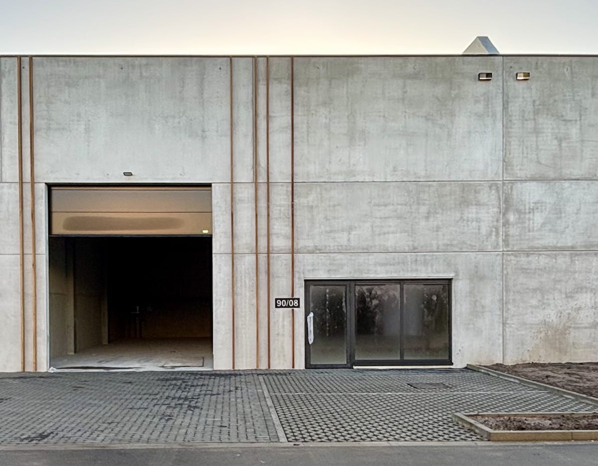 Nieuwbouw KMO-unit van 200 m² te huur in Sint-Truiden - foto 4