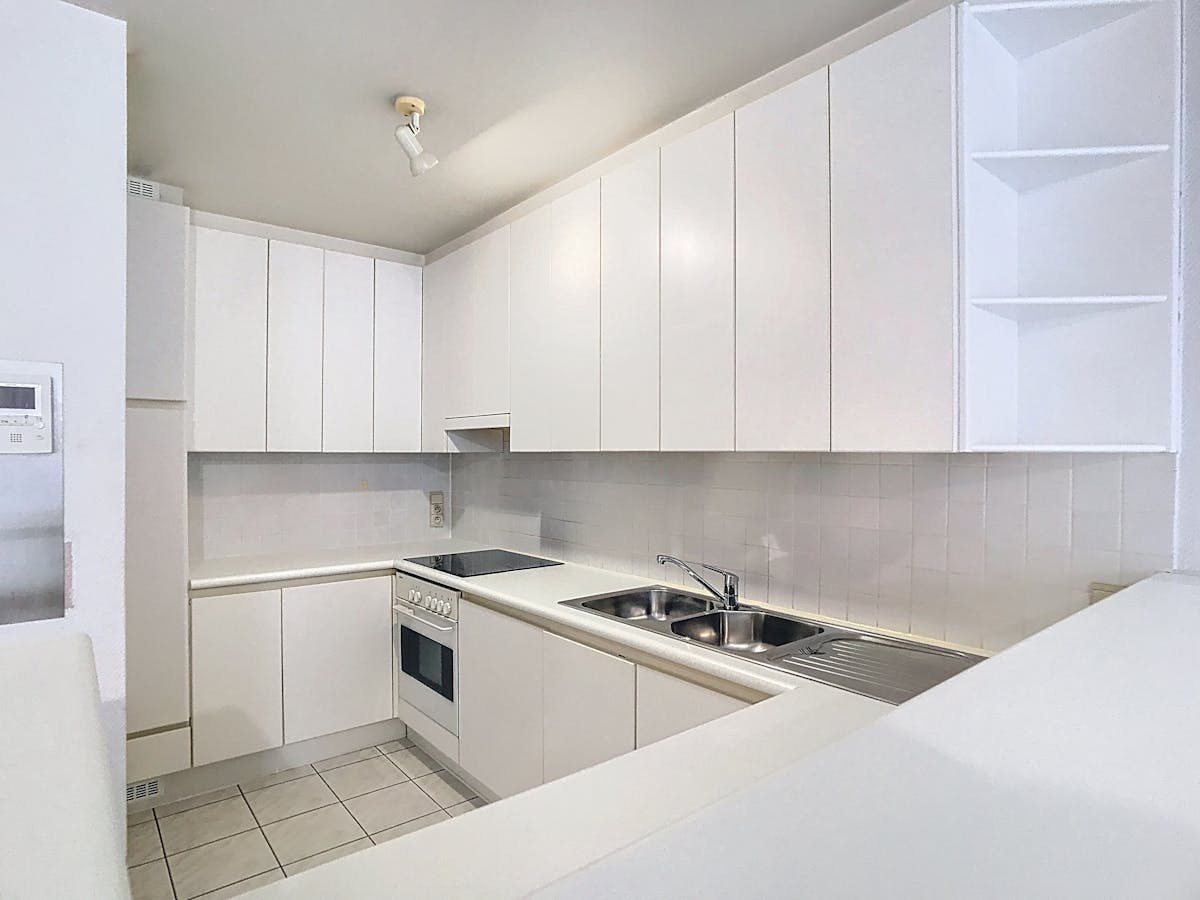 2 bedroom apartment with terrace in the heart of Poperinge - photo 5