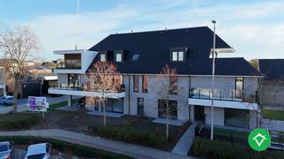 Dit mooie nieuwbouwproject bestaat uit 9 appartementen, verdeeld over drie verdiepen. Op de ondergrondse verdieping wordt er per appartement...