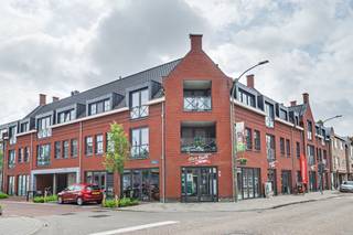 Prachtig duplex appartement (energielabel A!) gelegen op de tweede verdieping in residentie Kapelhof met een op het oosten gesitueerd terras,...