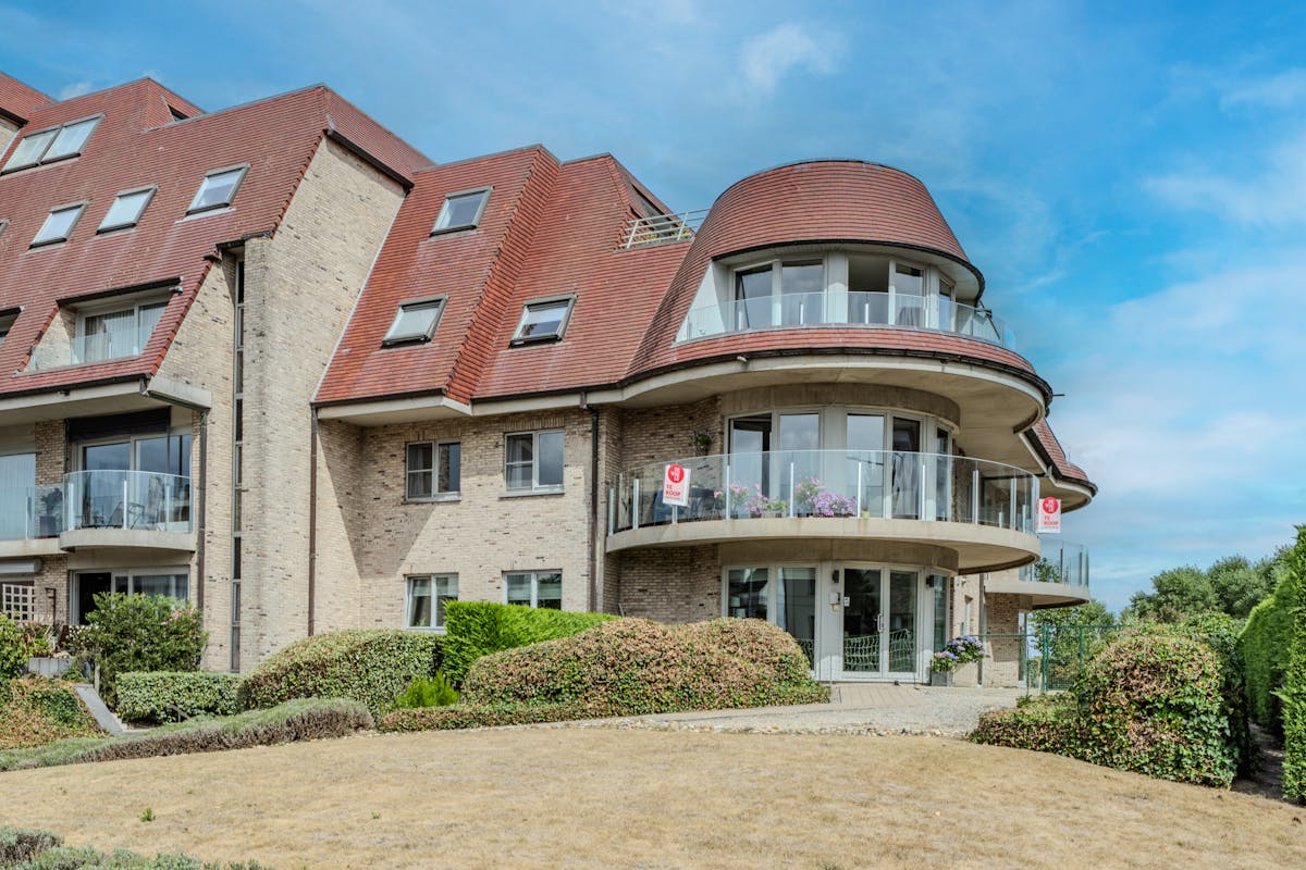 Lichtrijk hoekappartement met 2 slaapkamers en terras - foto 1