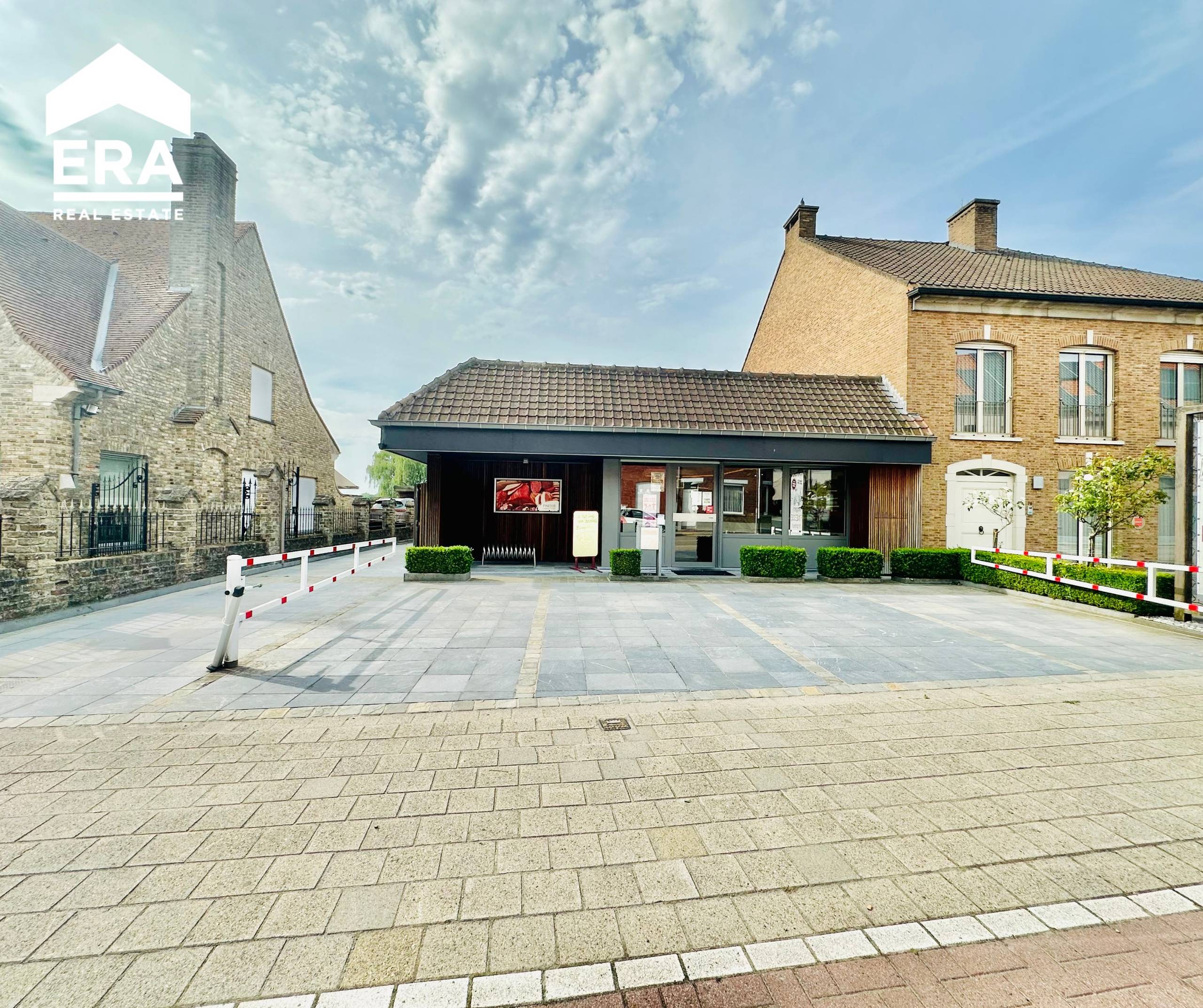 Ontdek dit ruim handelspand/bungalow in Wervik - foto 1