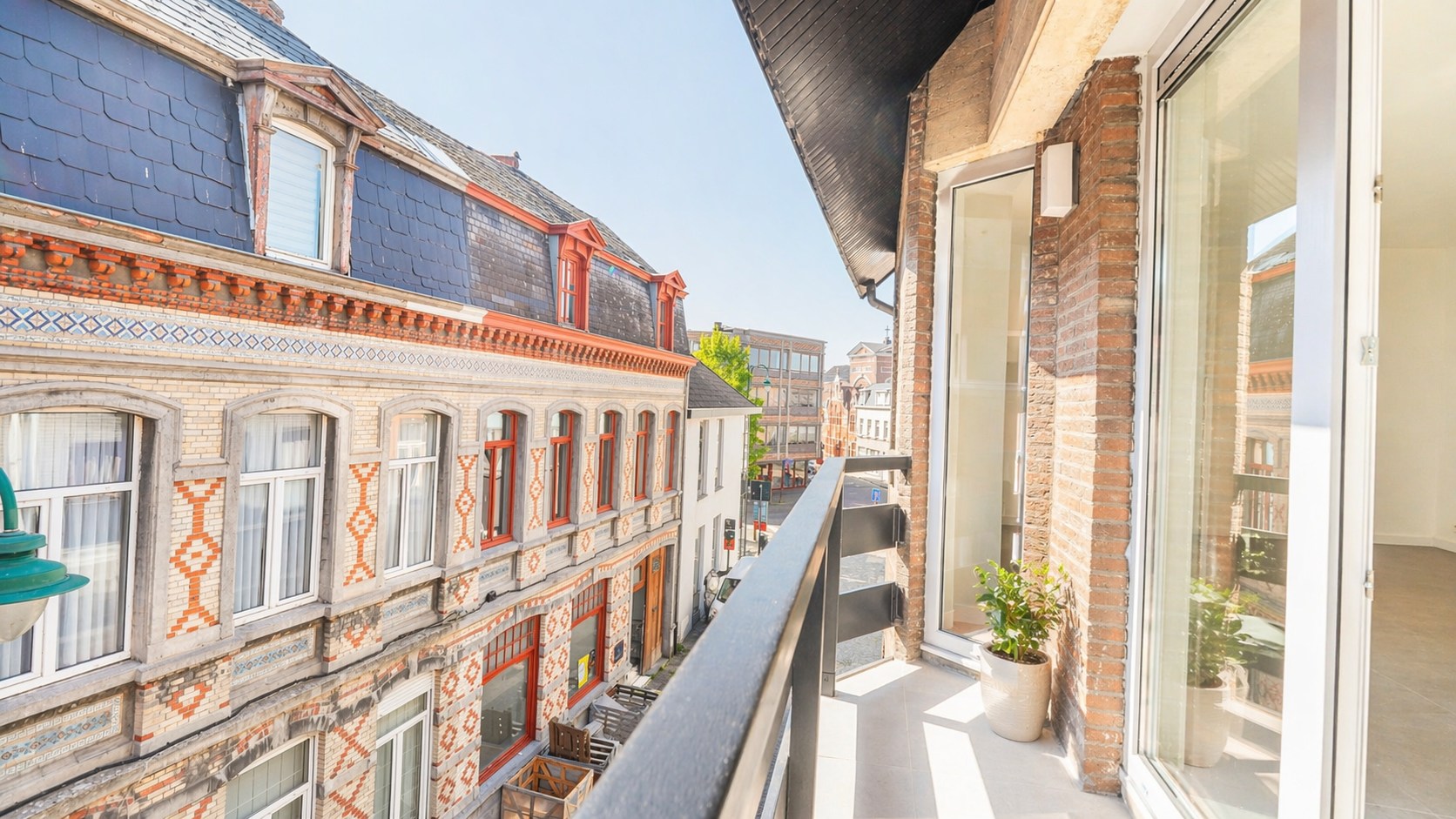 Instapklaar appartement met balkon en garagebox in het centrum van Lokeren - foto 4