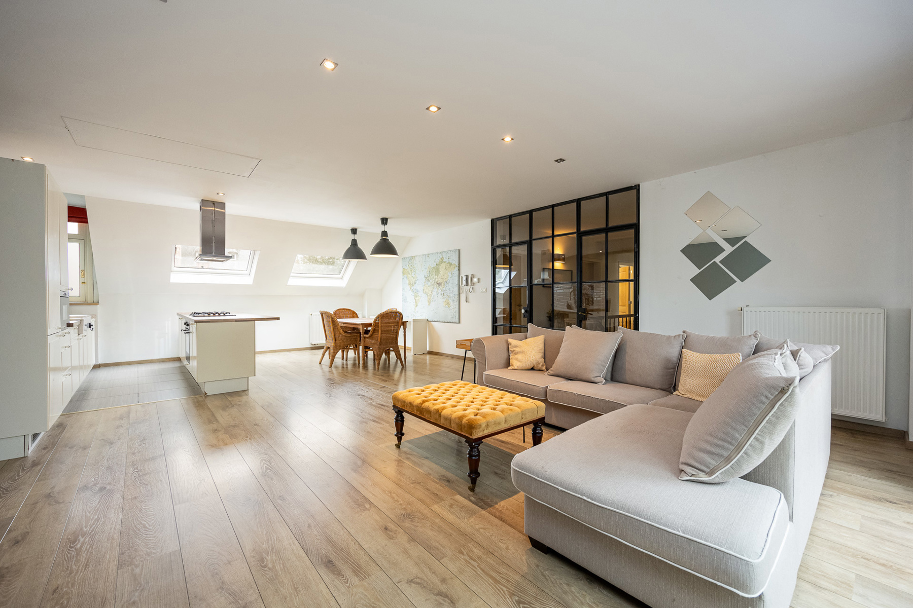 HOF VAN VILLERS | GEMEUBELD APPARTEMENT MET PARKING - foto 2
