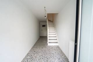 Dit volledig gerenoveerd appartement is zeer goed gelegen in het centrum van Duffel, nabij winkels, scholen en openbaar vervoer.Het appartement is...