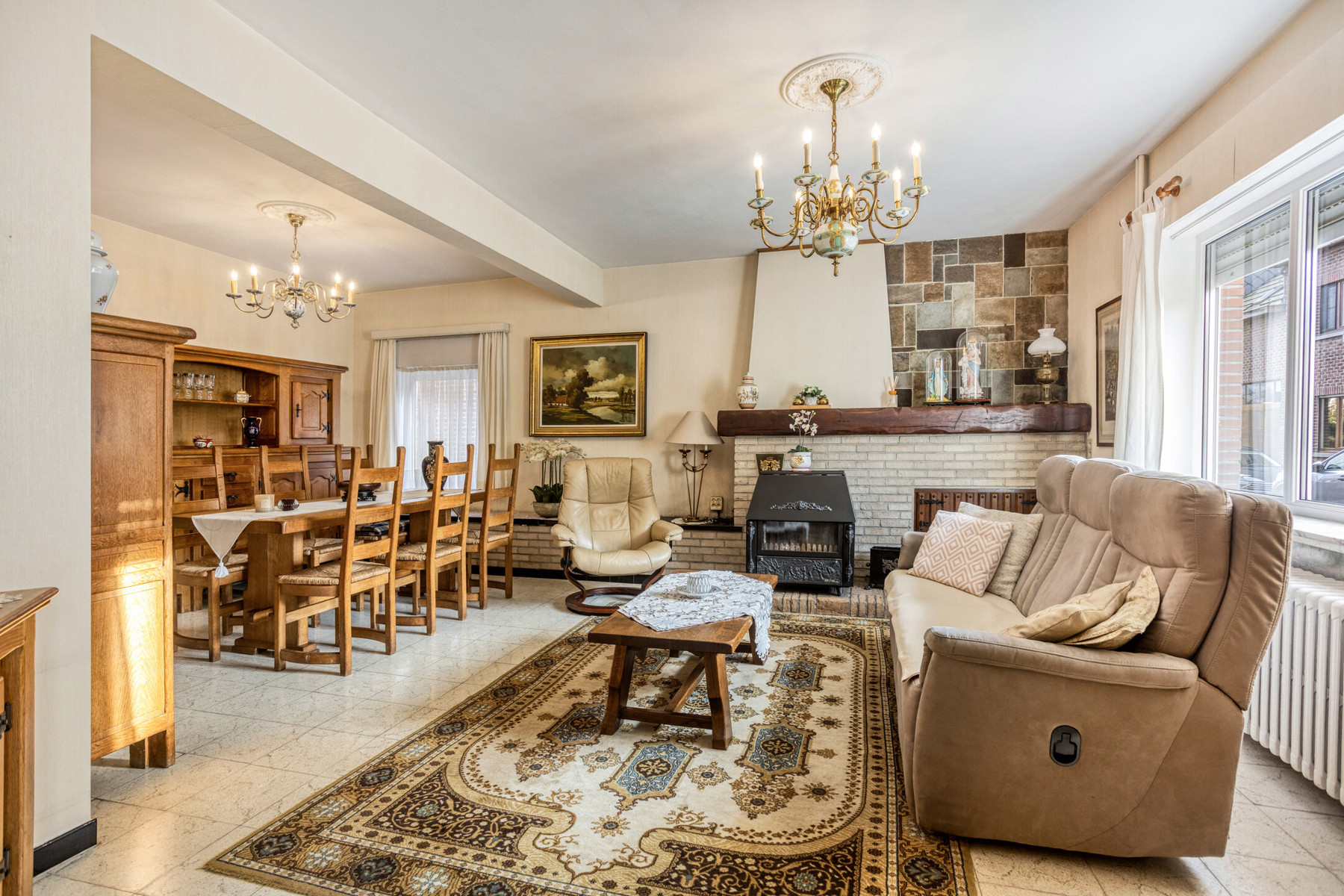 Landelijke driegevelwoning met garage en tuin - foto 5