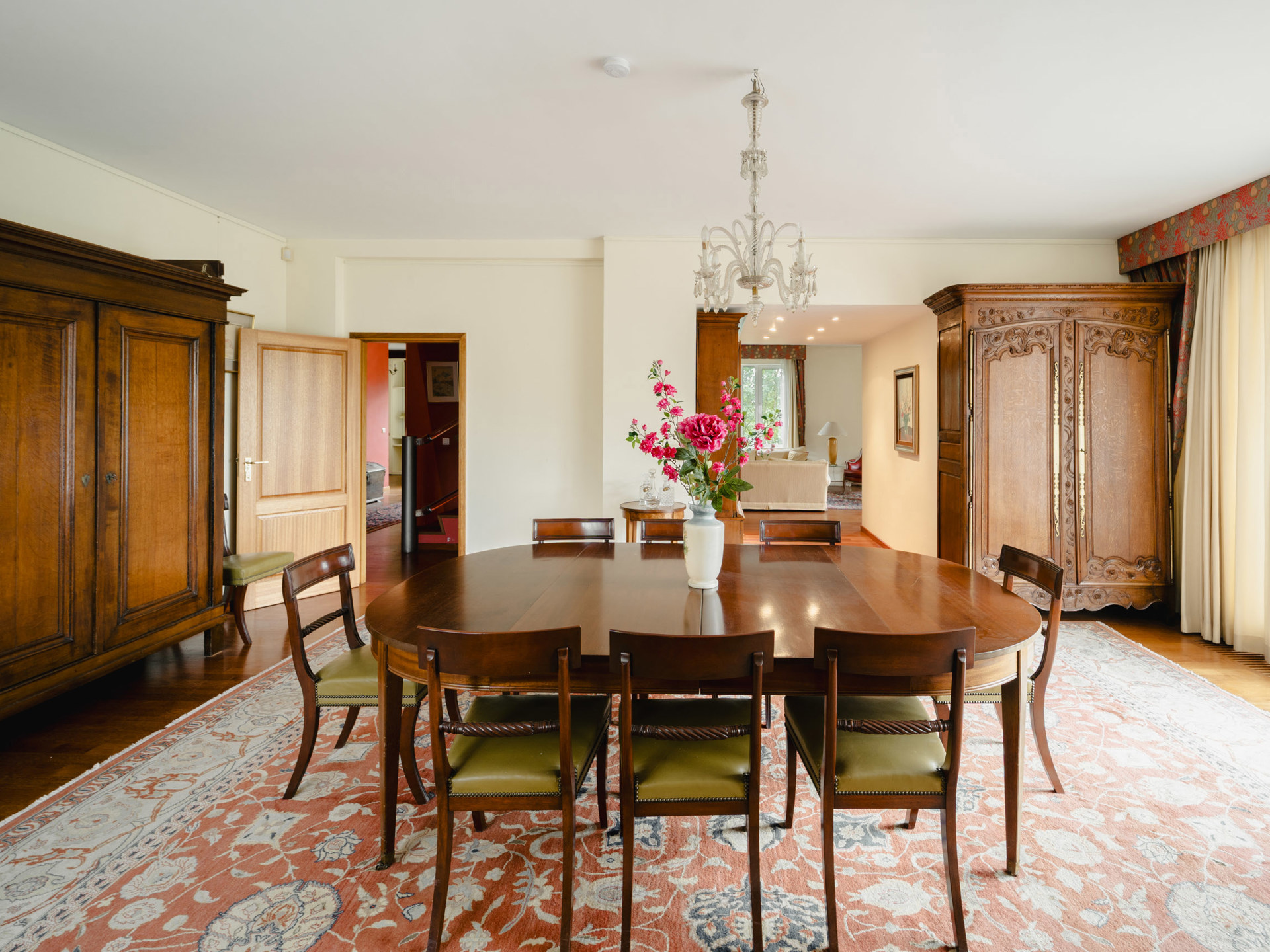 Apartment for sale in Ixelles with 4 bedrooms - photo 4