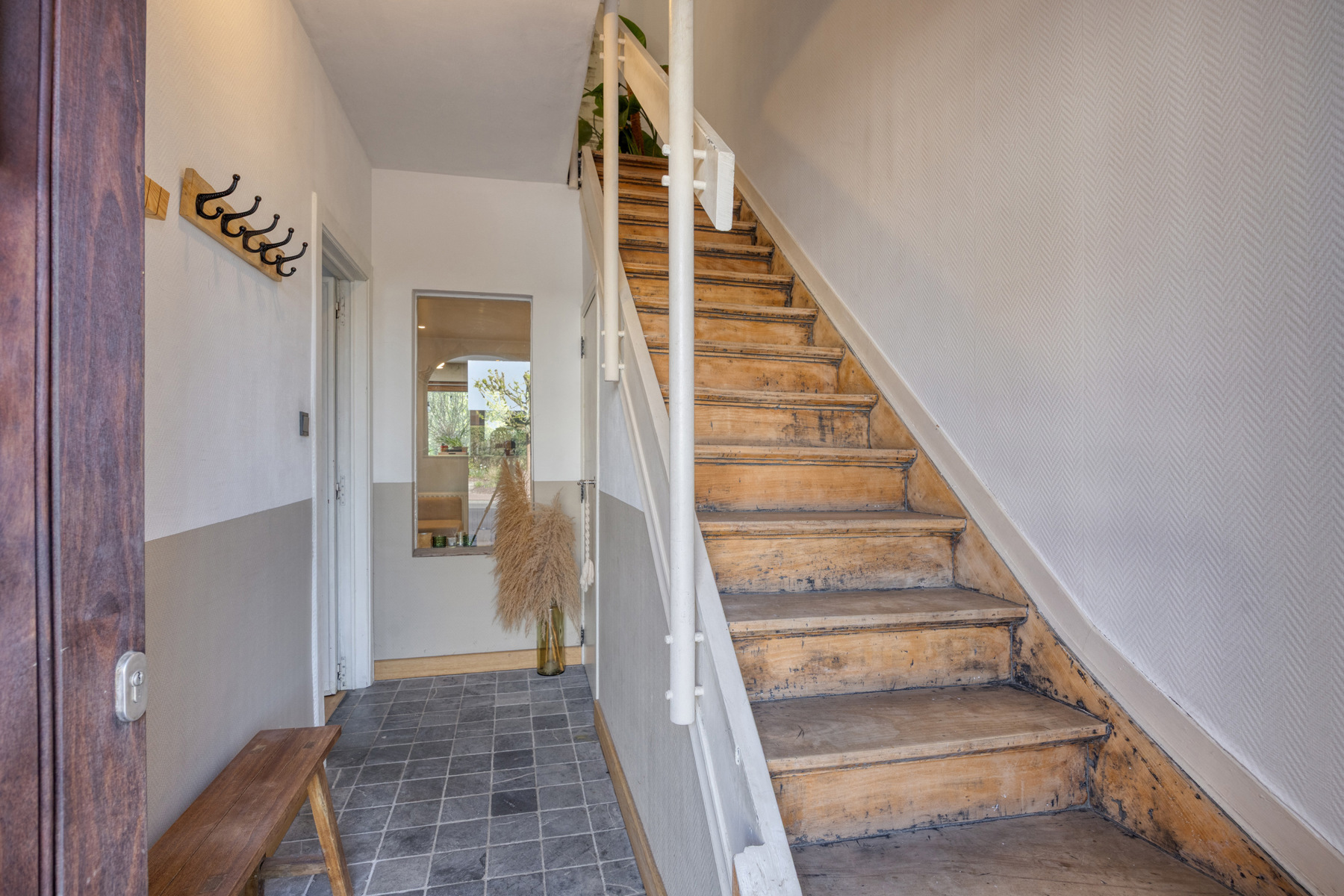 Instapklare woning met 3 slaapkamers en prachtige tuin. - foto 5