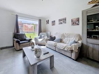 Deze instapklare nieuwbouwwoning is de ideale plaats om een thuis op te bouwen en beschikt bovendien over een tuin, carport en fietsenberging...
