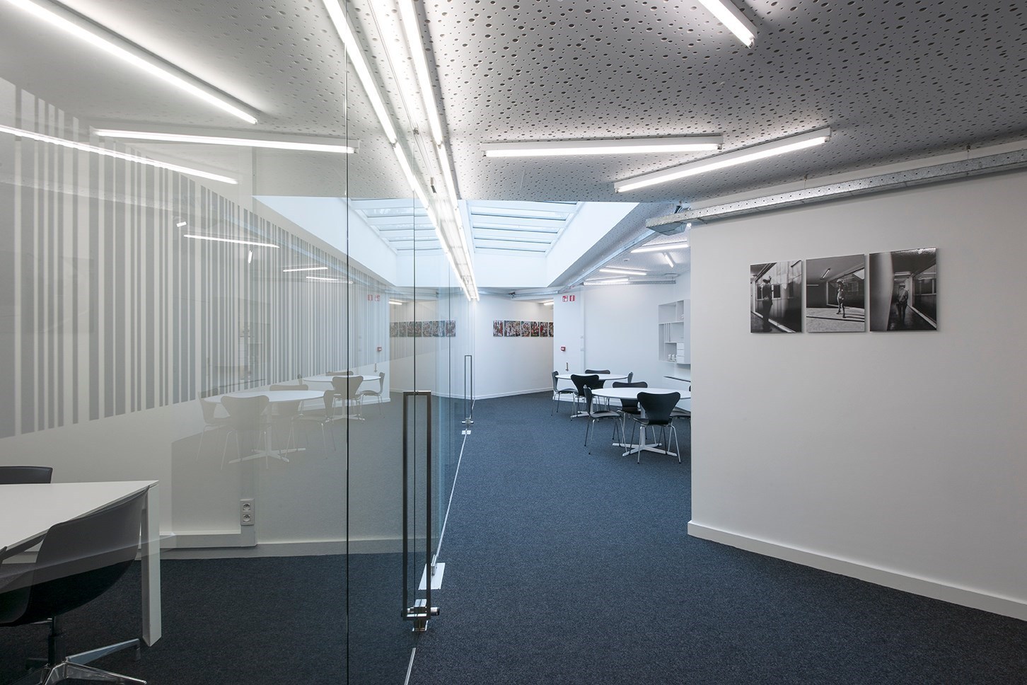 Perfect uitgerust kantoor (22 m²) met parking en alle faciliteiten inclusief, Torhout. - foto 5