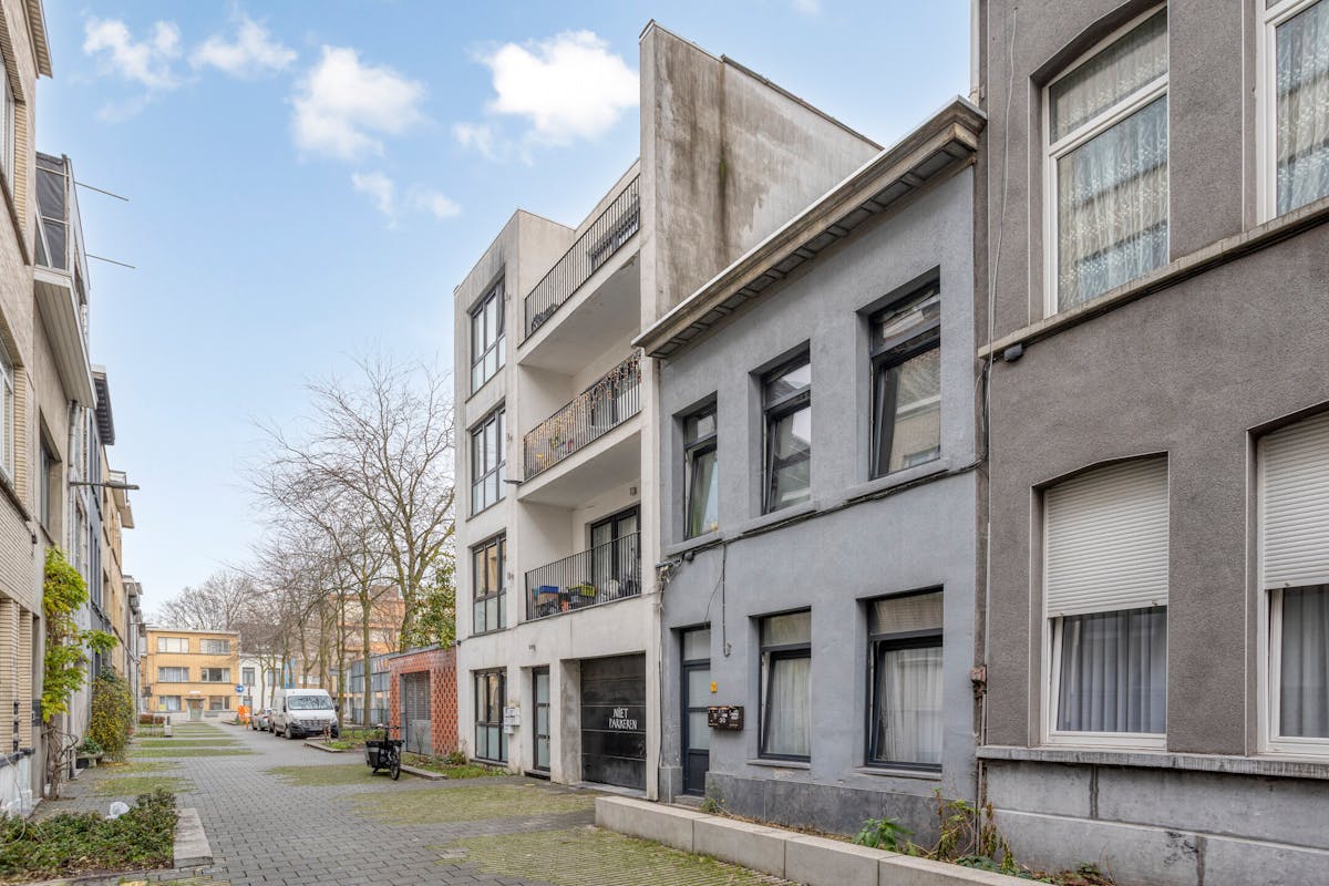 Huis van ca. 220 m² te koop in Borgerhout - foto 2